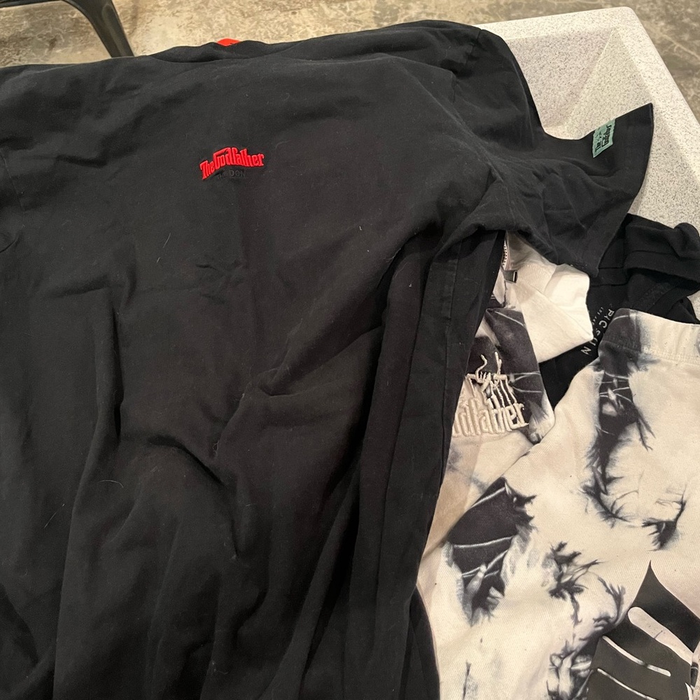 Scarface T-shirt and Pants Size XL. Black Shirt and Black and white pants.